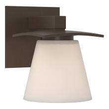  206601-SKT-05-GG0242 - Wren 1 Light Sconce